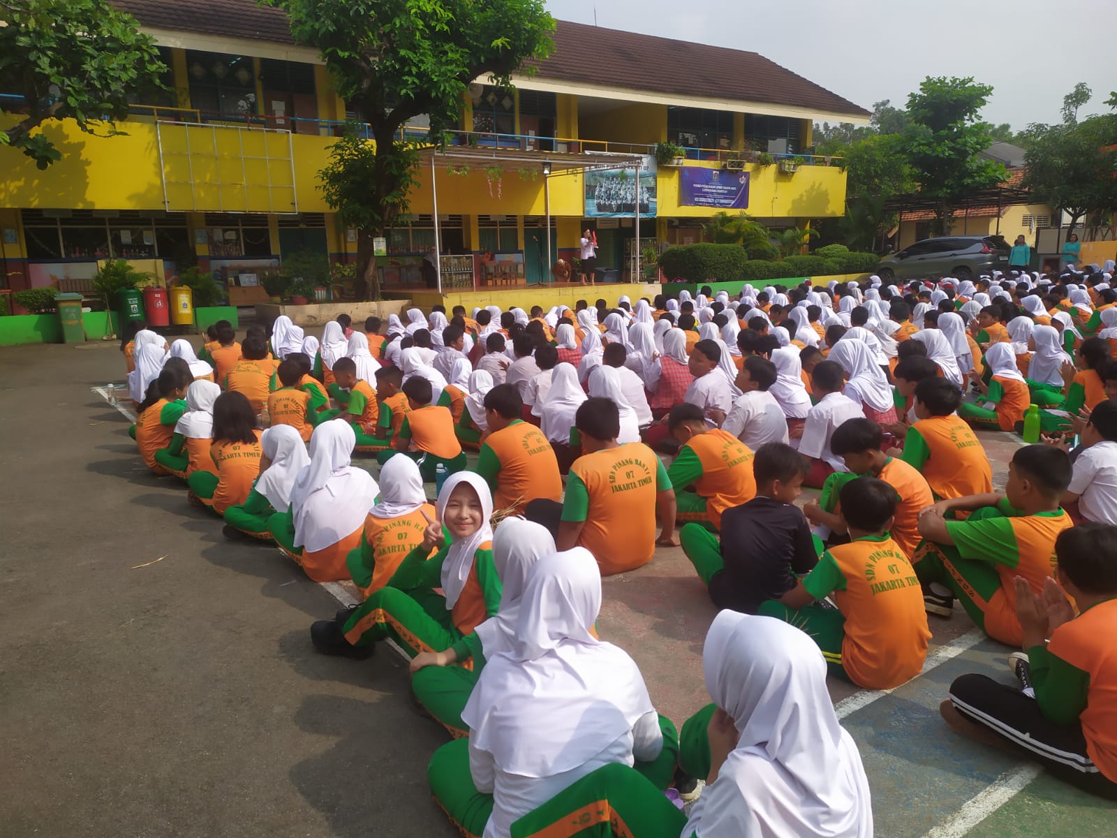 Wisata LiterAsyik Ke SDN Pinang Ranti 07